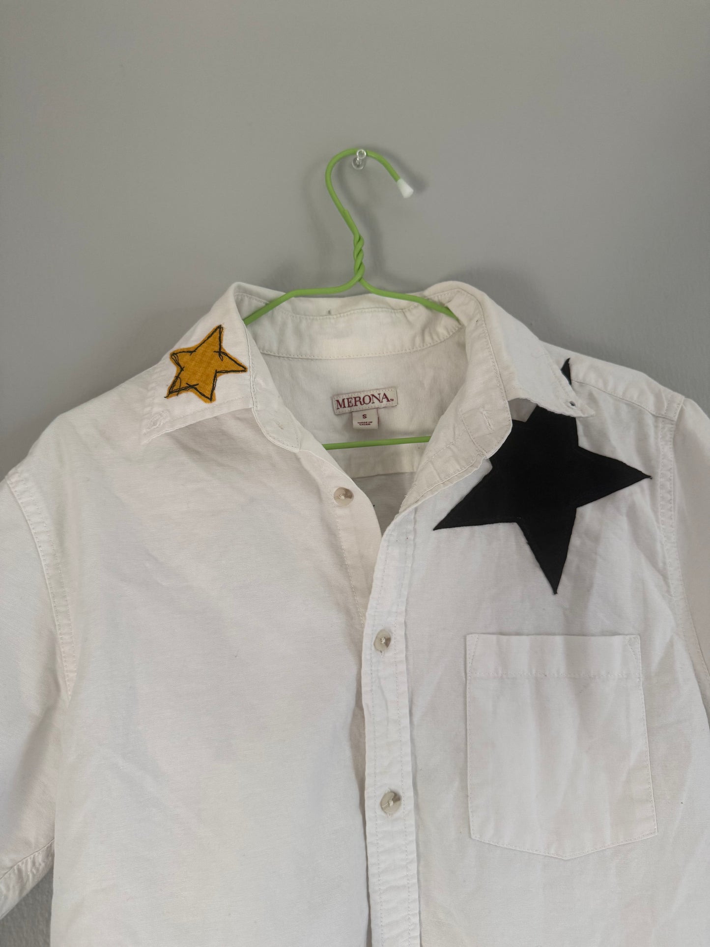 Horse on the Run Button Down (Small)