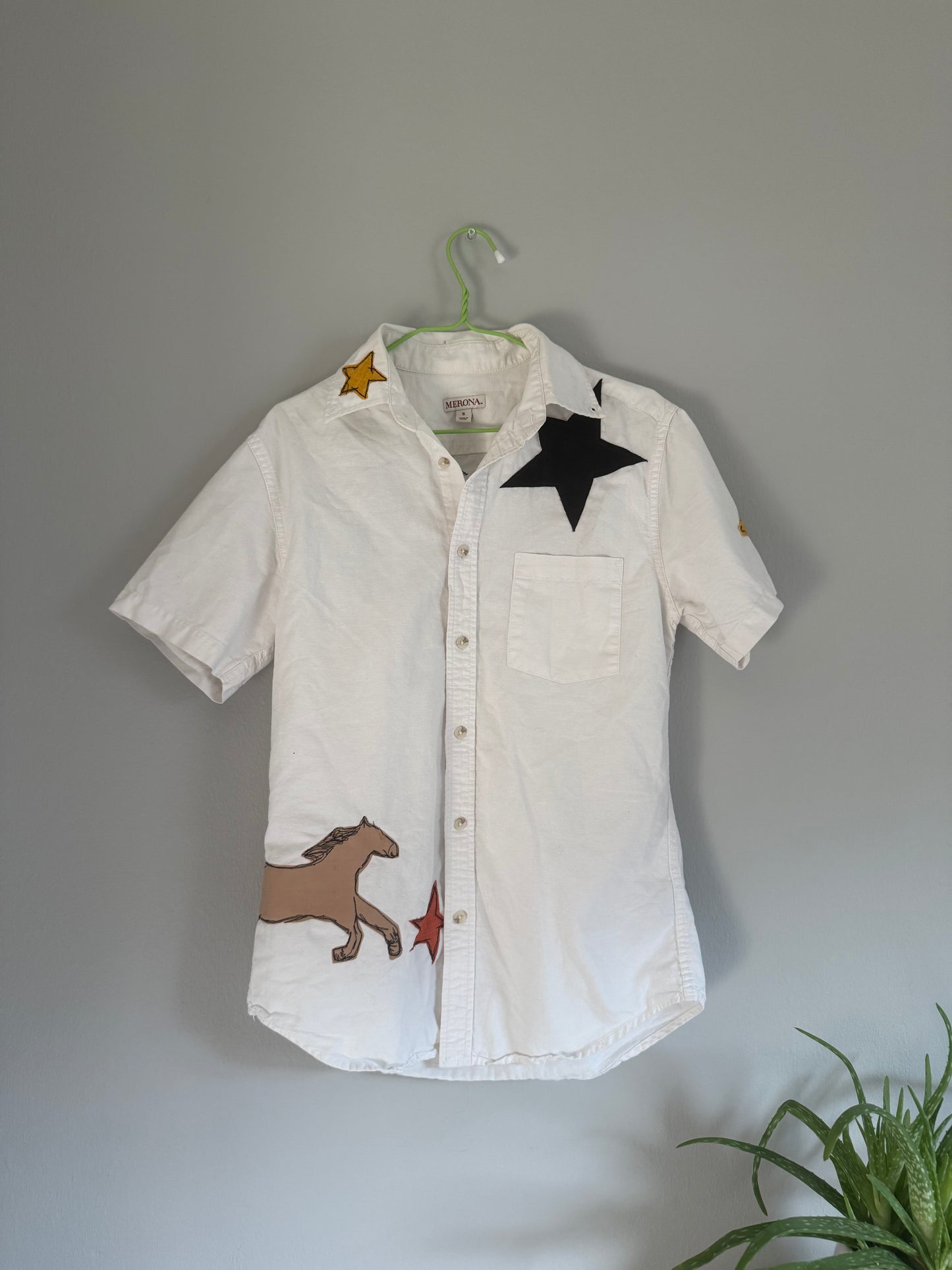 Horse on the Run Button Down (Small)