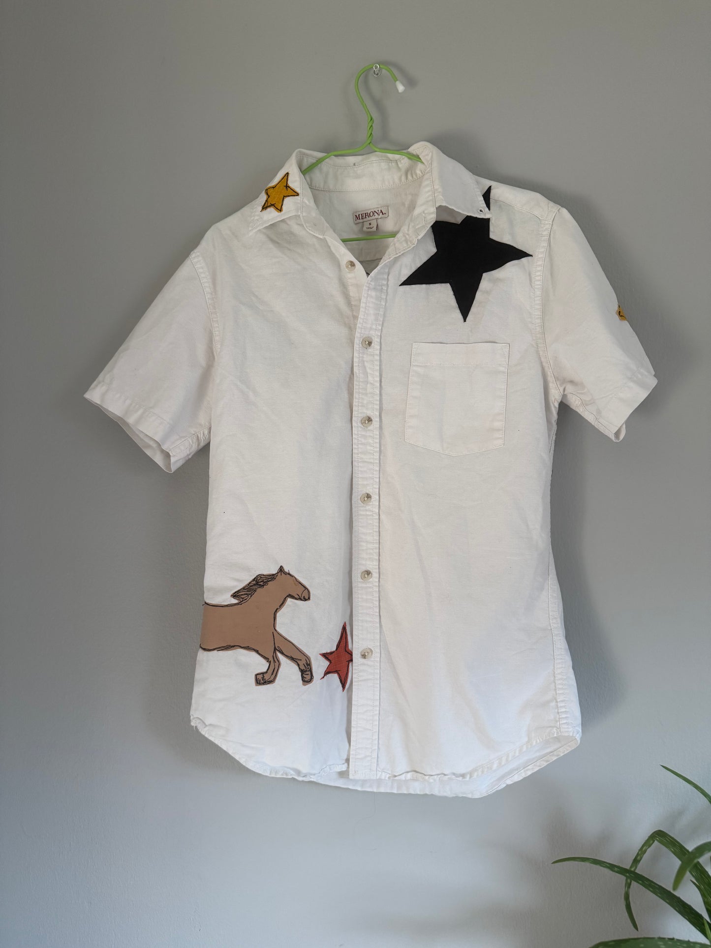 Horse on the Run Button Down (Small)